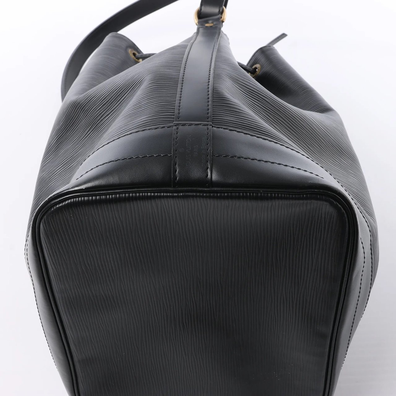Louis Vuitton Noe Epi Leather Shoulder Bag in Black M59002 Zwart