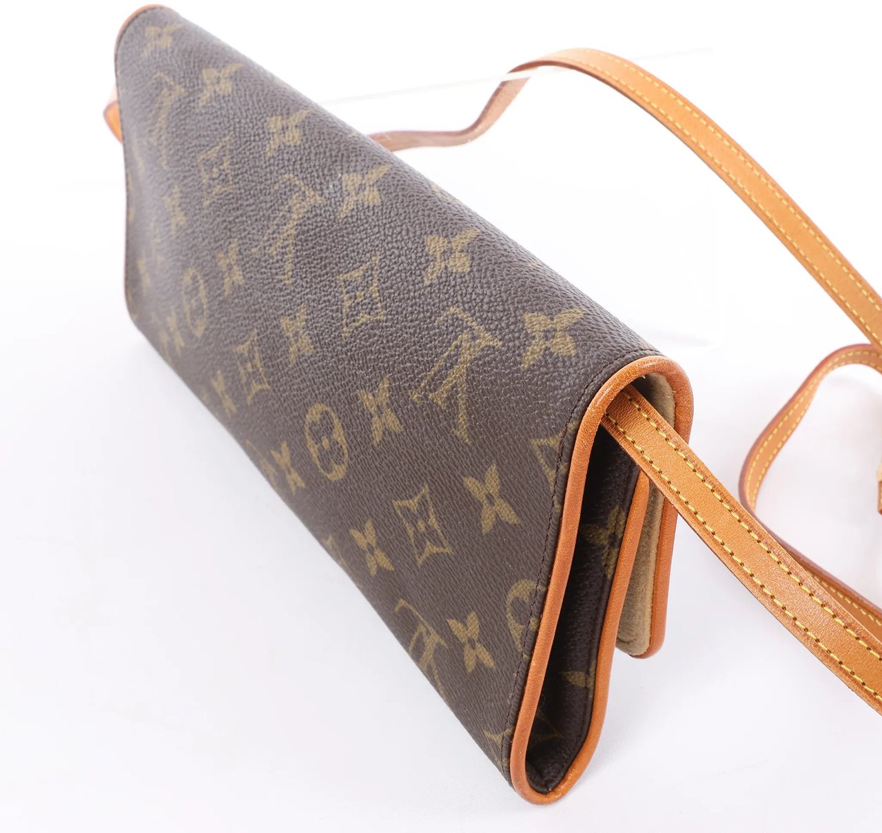 Louis Vuitton Pochette Twin GM Monogram Canvas Crossbody Bag in Brown M51852 Bruin