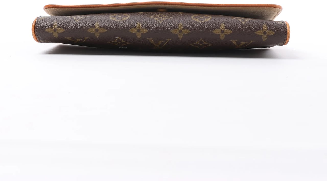 Louis Vuitton Pochette Twin GM Monogram Canvas Crossbody Bag in Brown M51852 Bruin