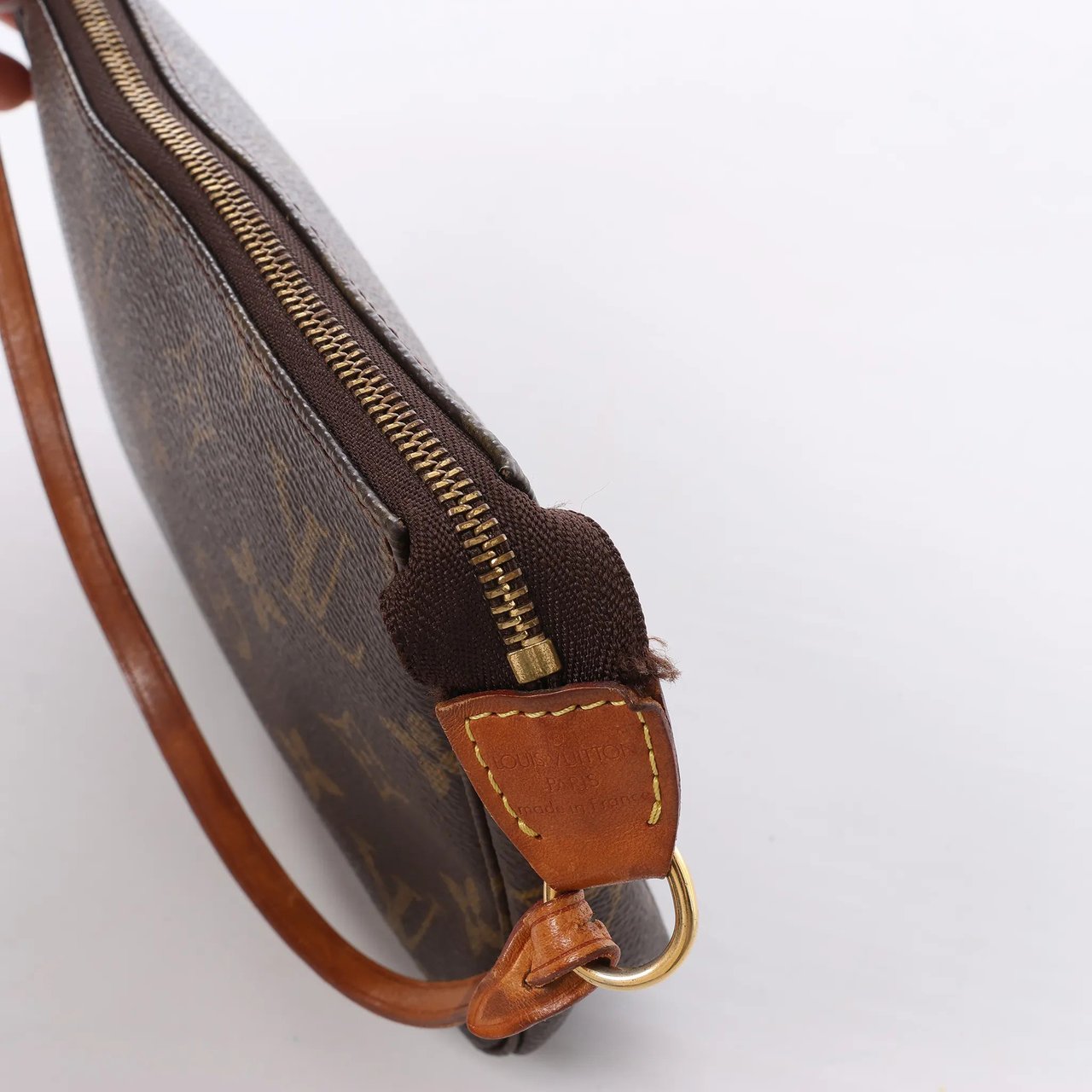 Louis Vuitton Louis Vuitton Pochette Accessoir Monogram Canvas Handbag in Brown M51980 Bruin