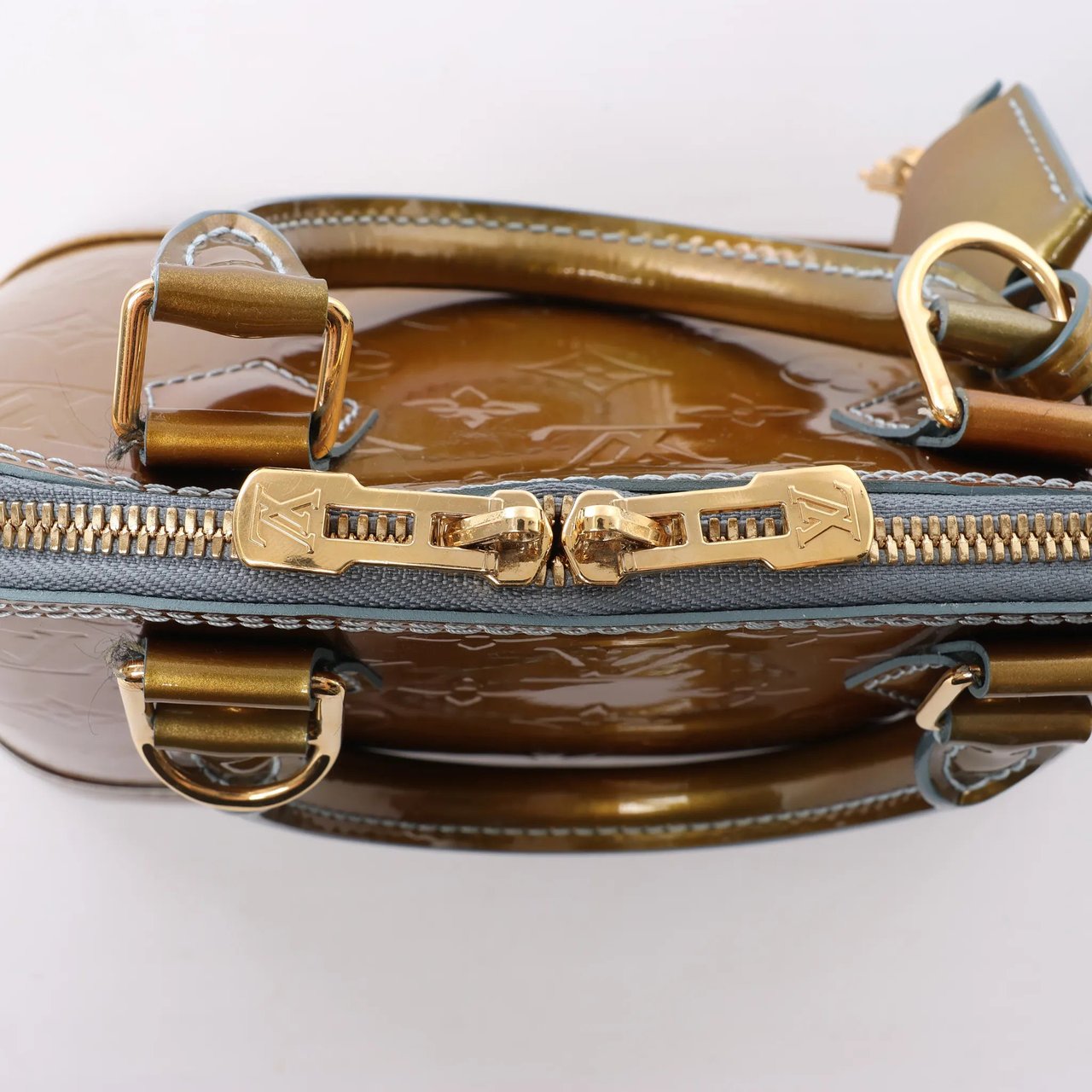 Louis Vuitton Alma BB Monogram Vernis 2Way Handbag in Gold M91677 Divers
