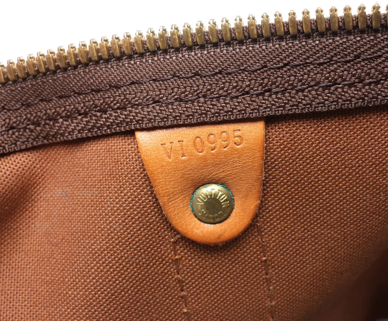 Louis Vuitton Keepall Bandoulière 60 Monogram Canvas Travel Bag in Brown M41412 Bruin