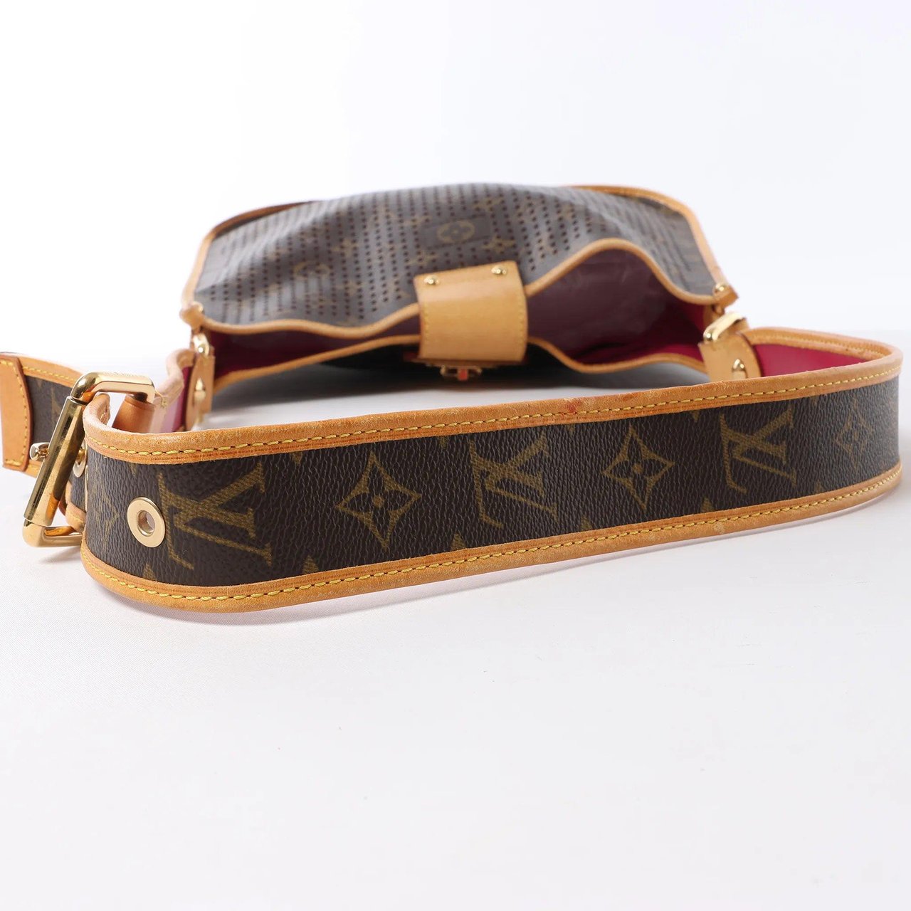 Louis Vuitton Musette Monogtam Perfo Soulder Bag in Brown x Pink M95172 Bruin