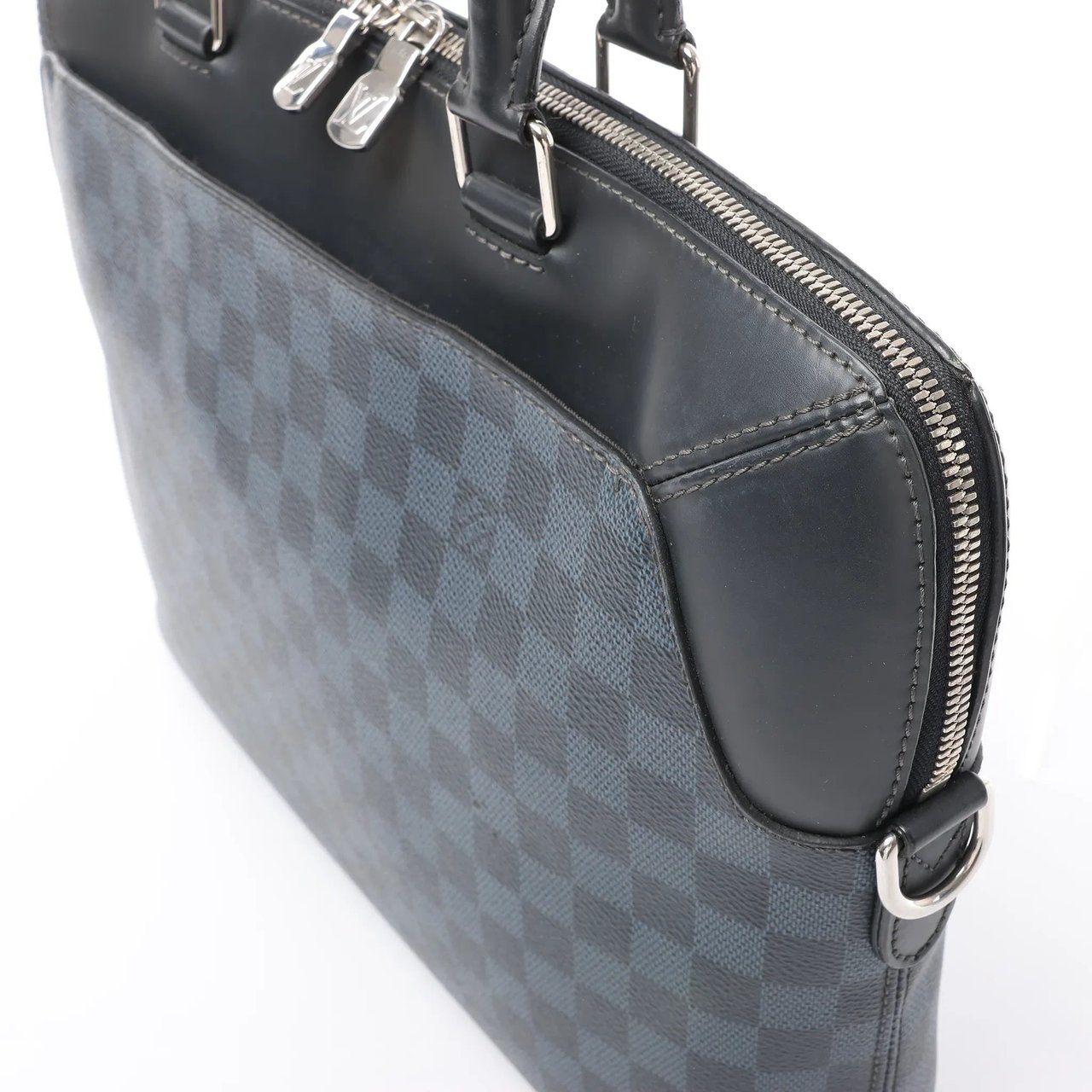 Louis Vuitton Oliver Damier Cobalt Handbag in Black x Navy Blue N51199 Divers
