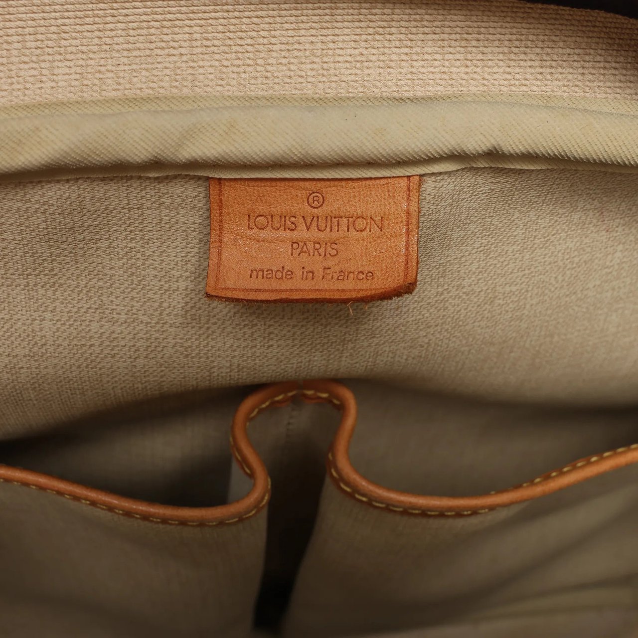 Louis Vuitton Deauville Monogram Canvas Handbag in Brown M47270 Bruin