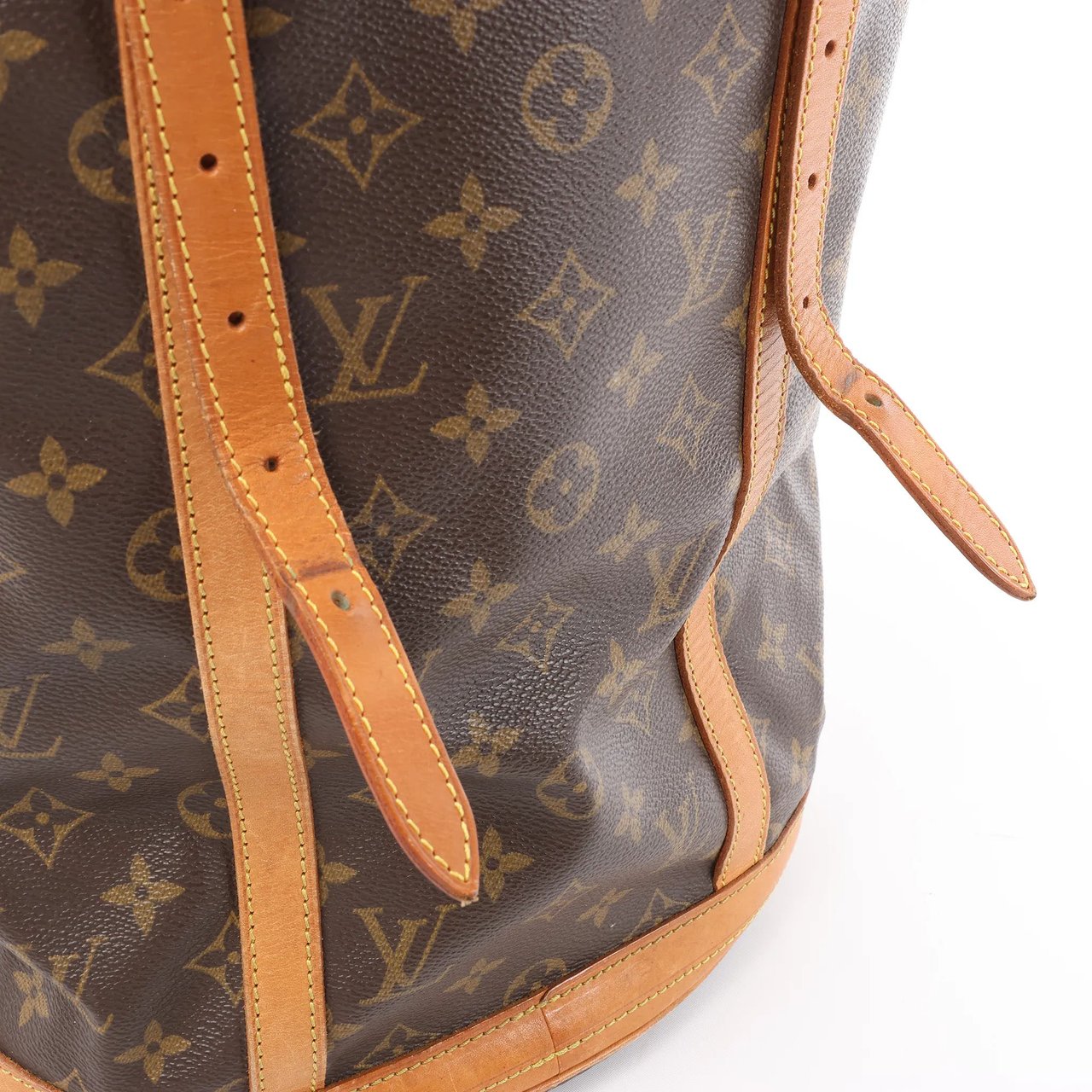 Louis Vuitton Bucket GM Monogram Canvas Shoulder Bag in Brown M42236 Bruin