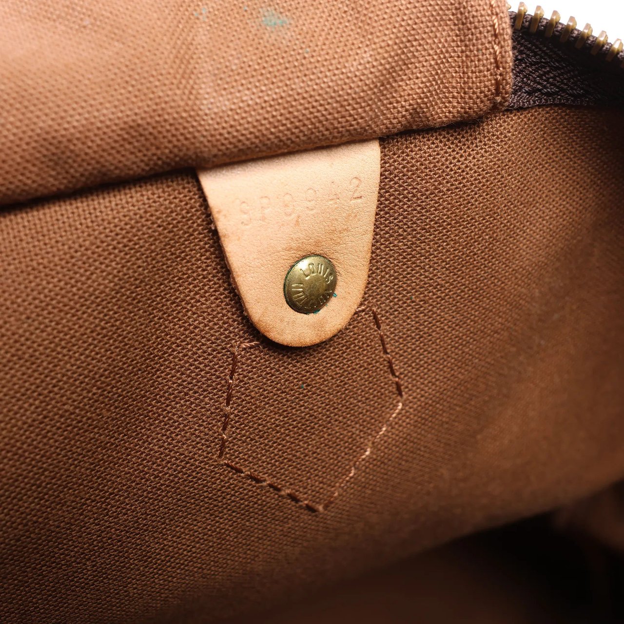 Louis Vuitton Speedy 40 Monogram Canvas Handbag in Brown M41522 Bruin