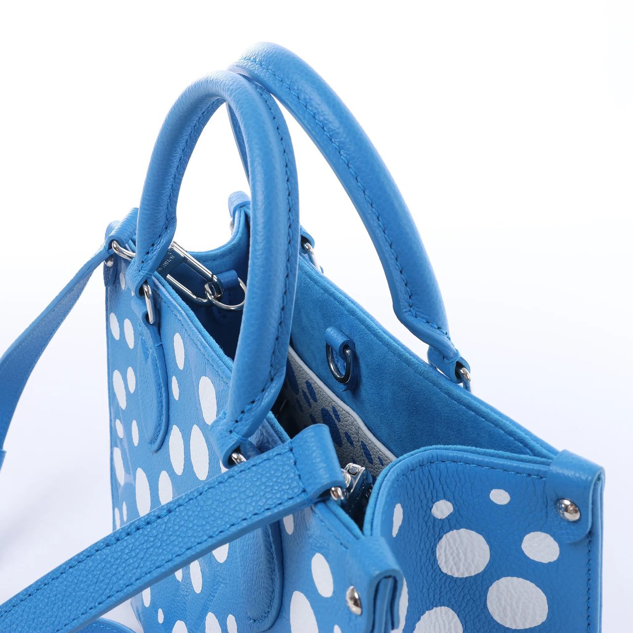 Louis Vuitton x Yayoi Kusama On the Go PM Empreinte Leather in Blue M46424 Blauw
