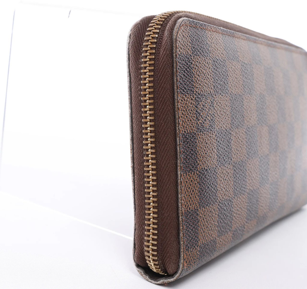 Louis Vuitton Zippy Damier Ebene Wallet in Brown N60003 Bruin