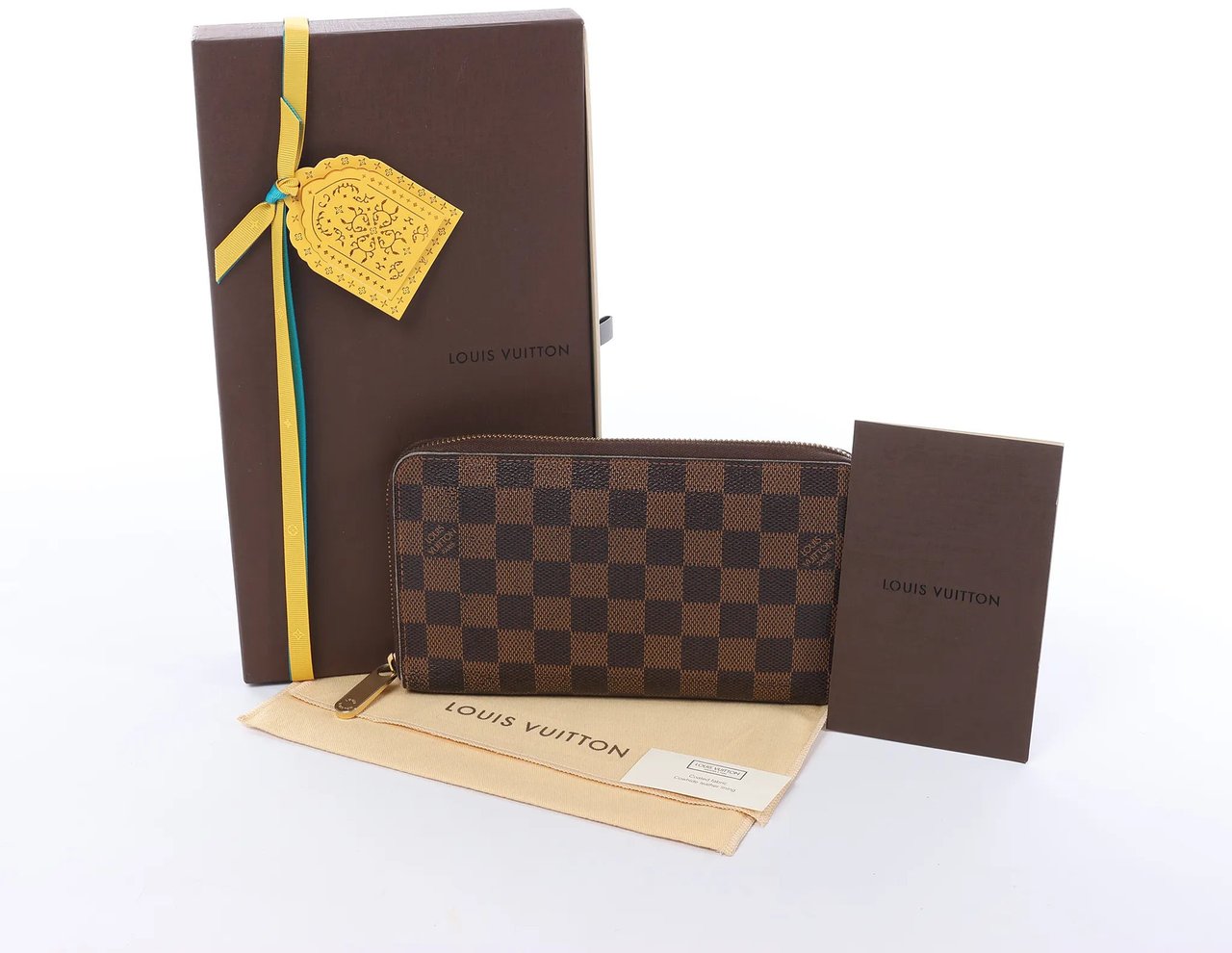 Louis Vuitton Zippy Damier Ebene Wallet in Brown N60003 Bruin