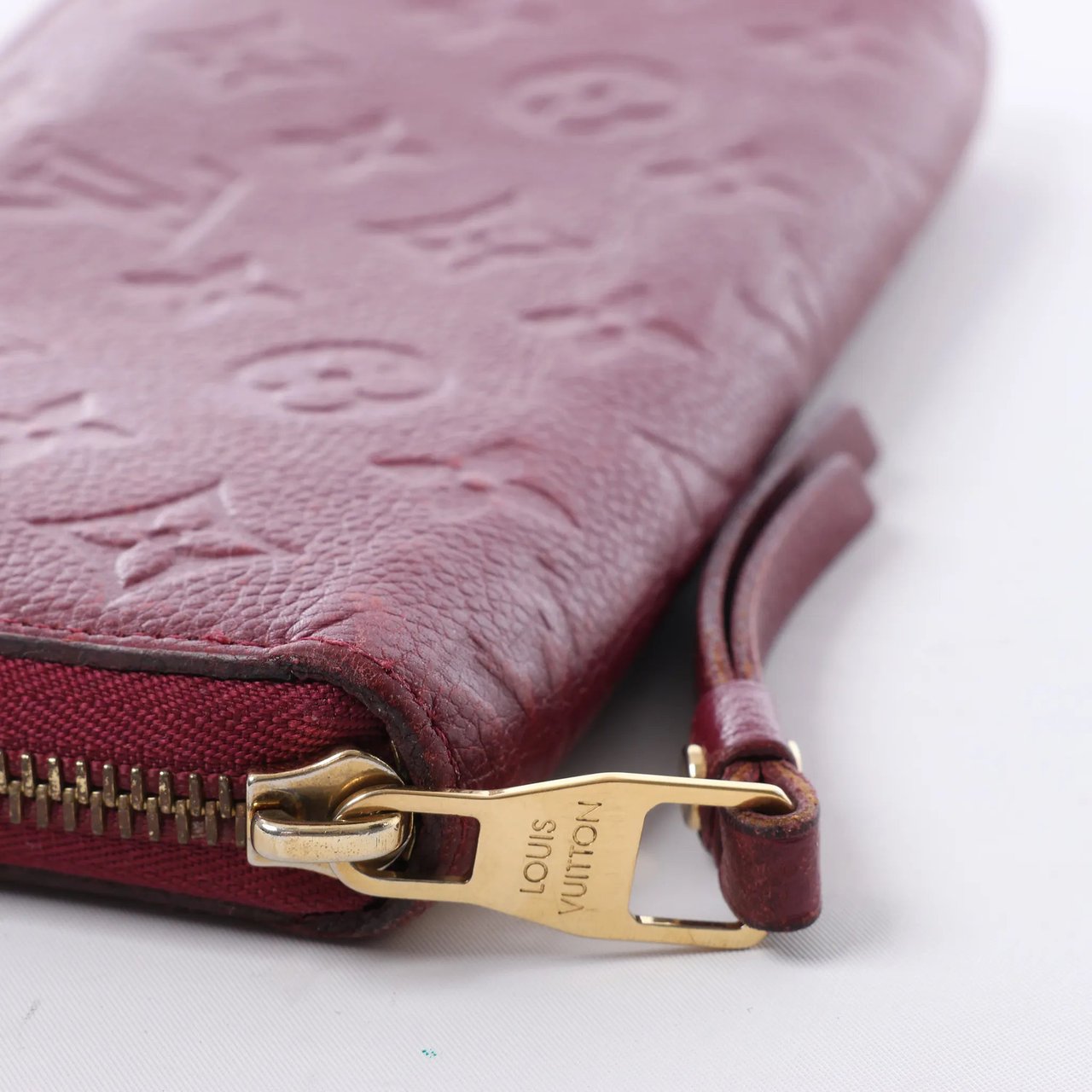 Louis Vuitton Zippy Empreinte Leather Wallet in Red M62214 Divers