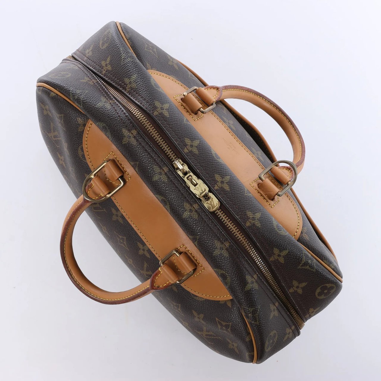 Louis Vuitton Deauville Monogram Canvas Handbag in Brown M47270 Bruin