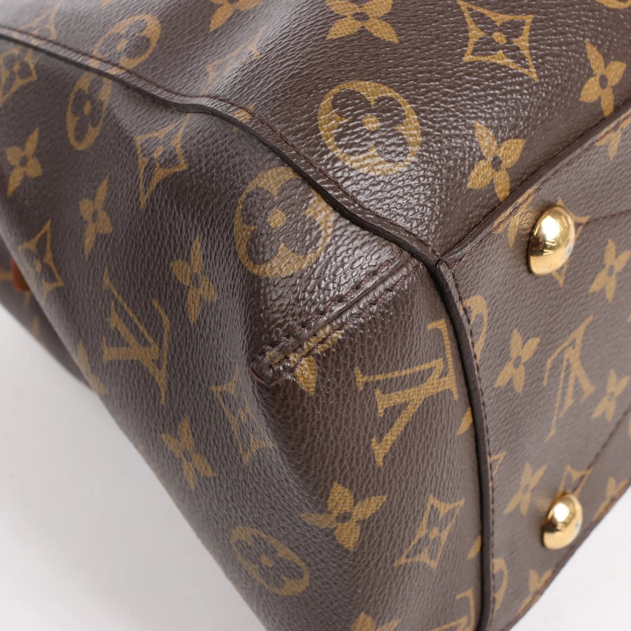 Louis Vuitton Montaigne GM Monogram Canvas Handbag in Brown Bruin