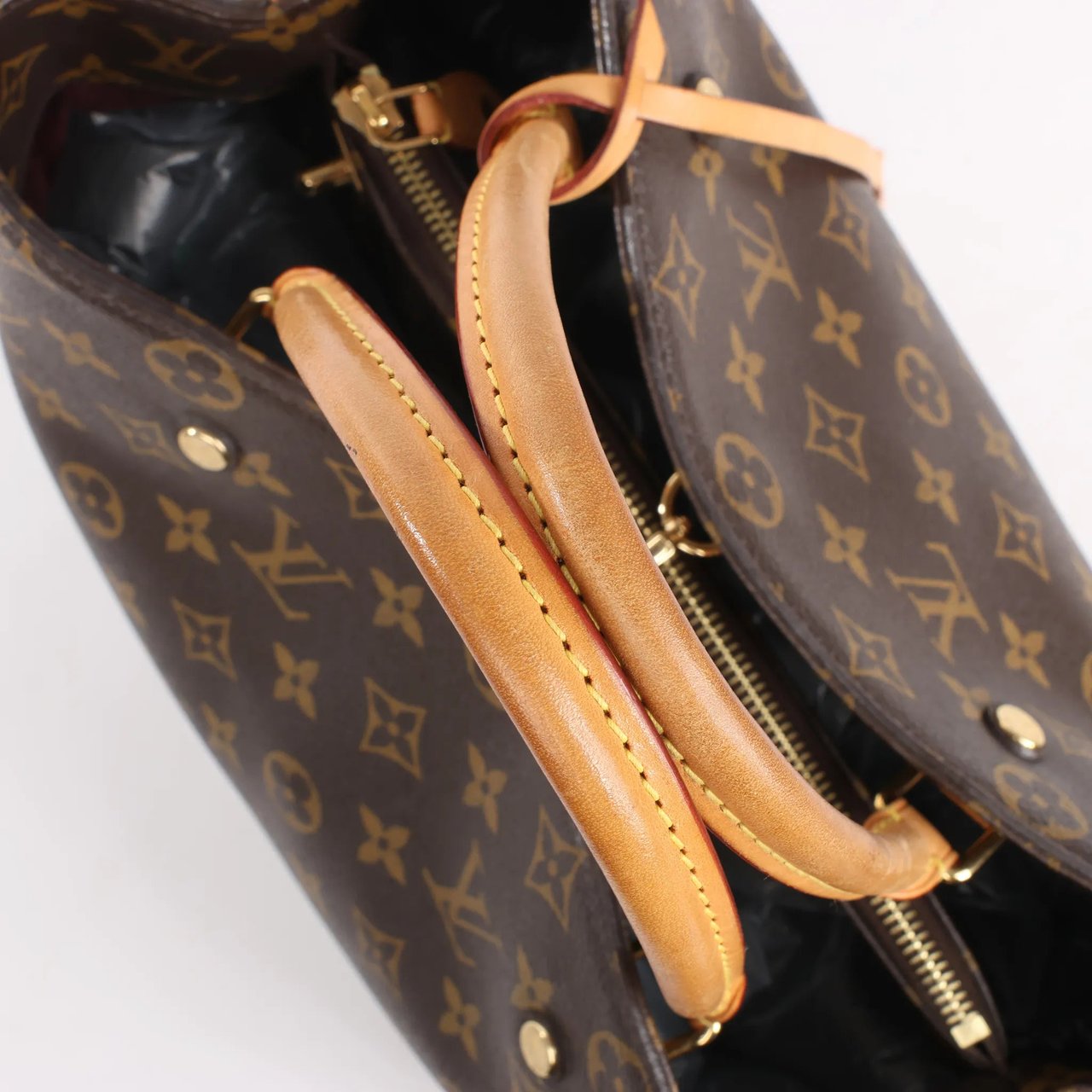 Louis Vuitton Montaigne GM Monogram Canvas Handbag in Brown Bruin