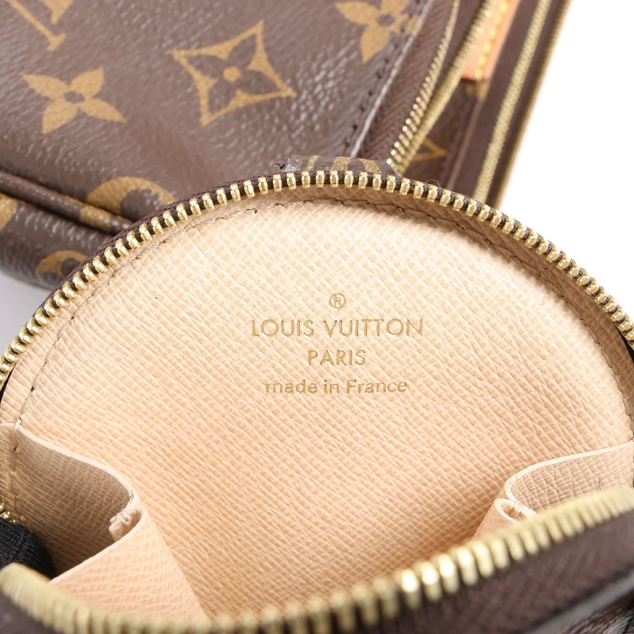 Louis Vuitton Multi Pochette Accessoires Monogram Canvas Handbag in Brown Bruin