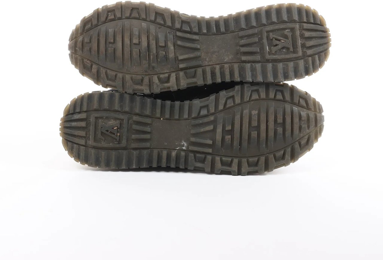 Louis Vuitton Runaway line 21 years Mesh x Leather Sneakers in Black, Size 40 EU Divers