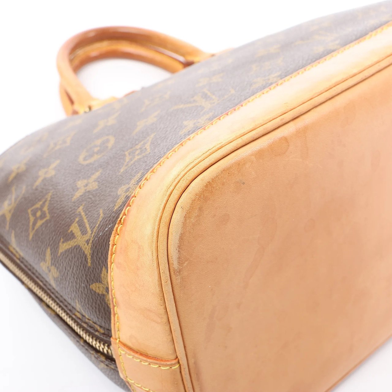 Louis Vuitton Alma PM Monogram Canvas Handbag in Brown M51130 Bruin
