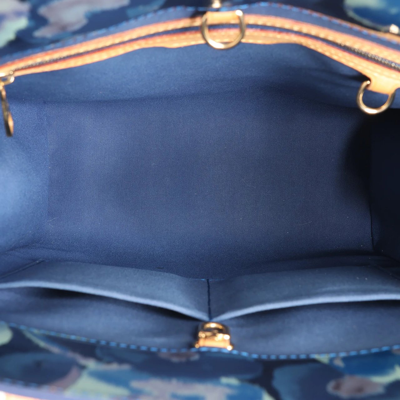 Louis Vuitton Catalina Monogram Ikat Flower Handbag in Blue M90035 Blauw