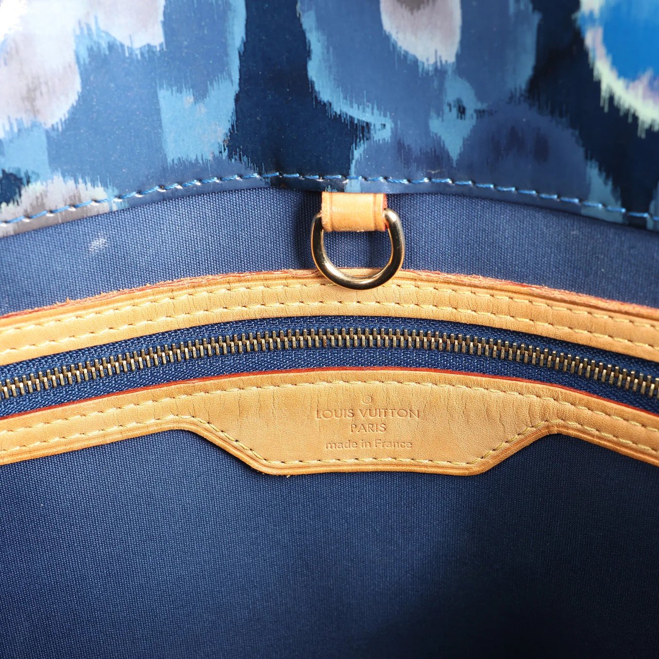 Louis Vuitton Catalina Monogram Ikat Flower Handbag in Blue M90035 Blauw