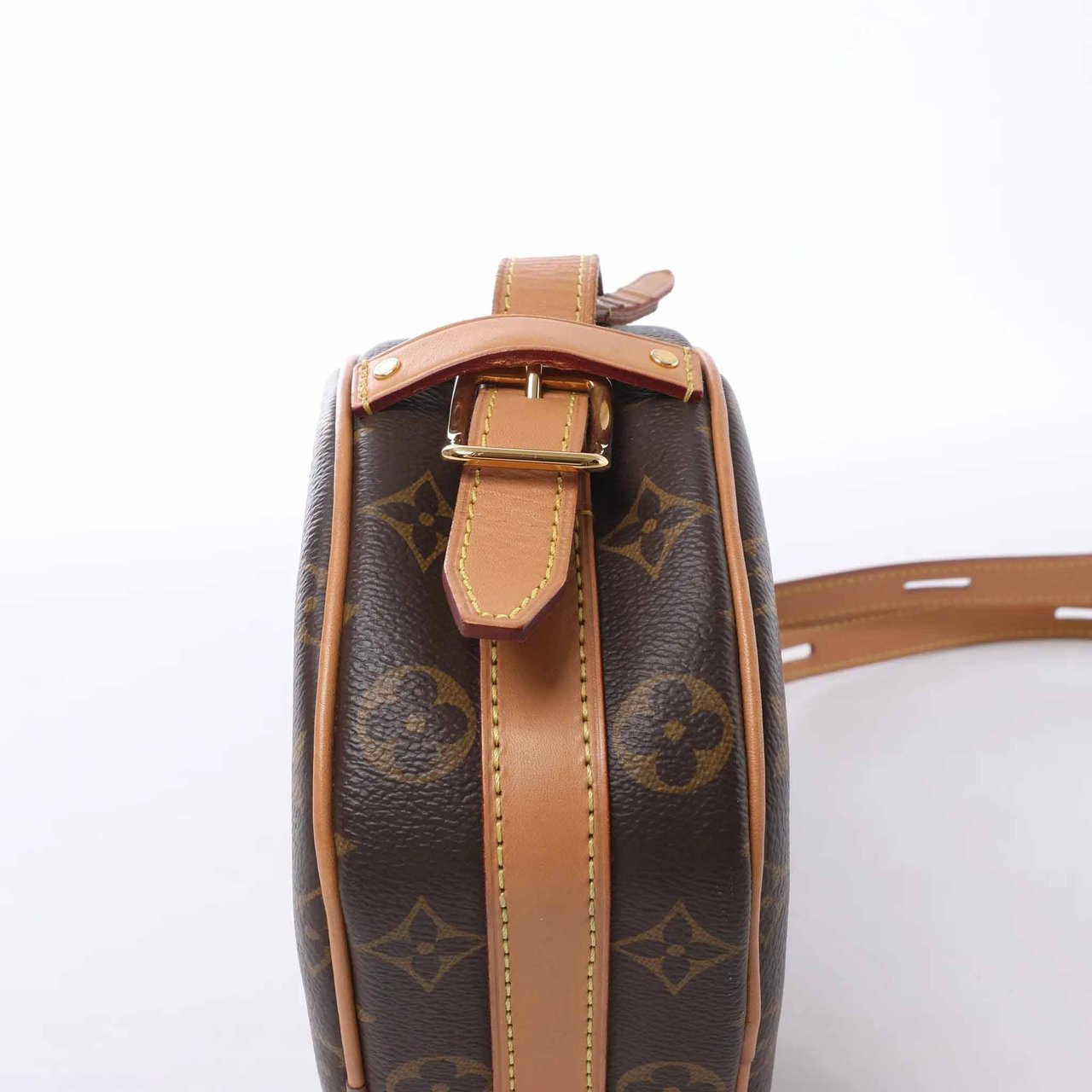 Louis Vuitton Boite Chapeau Souple PM Monogram Crossbody Bag in Brown M45578 Bruin