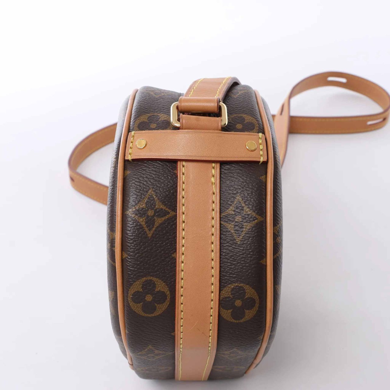 Louis Vuitton Boite Chapeau Souple PM Monogram Crossbody Bag in Brown M45578 Bruin