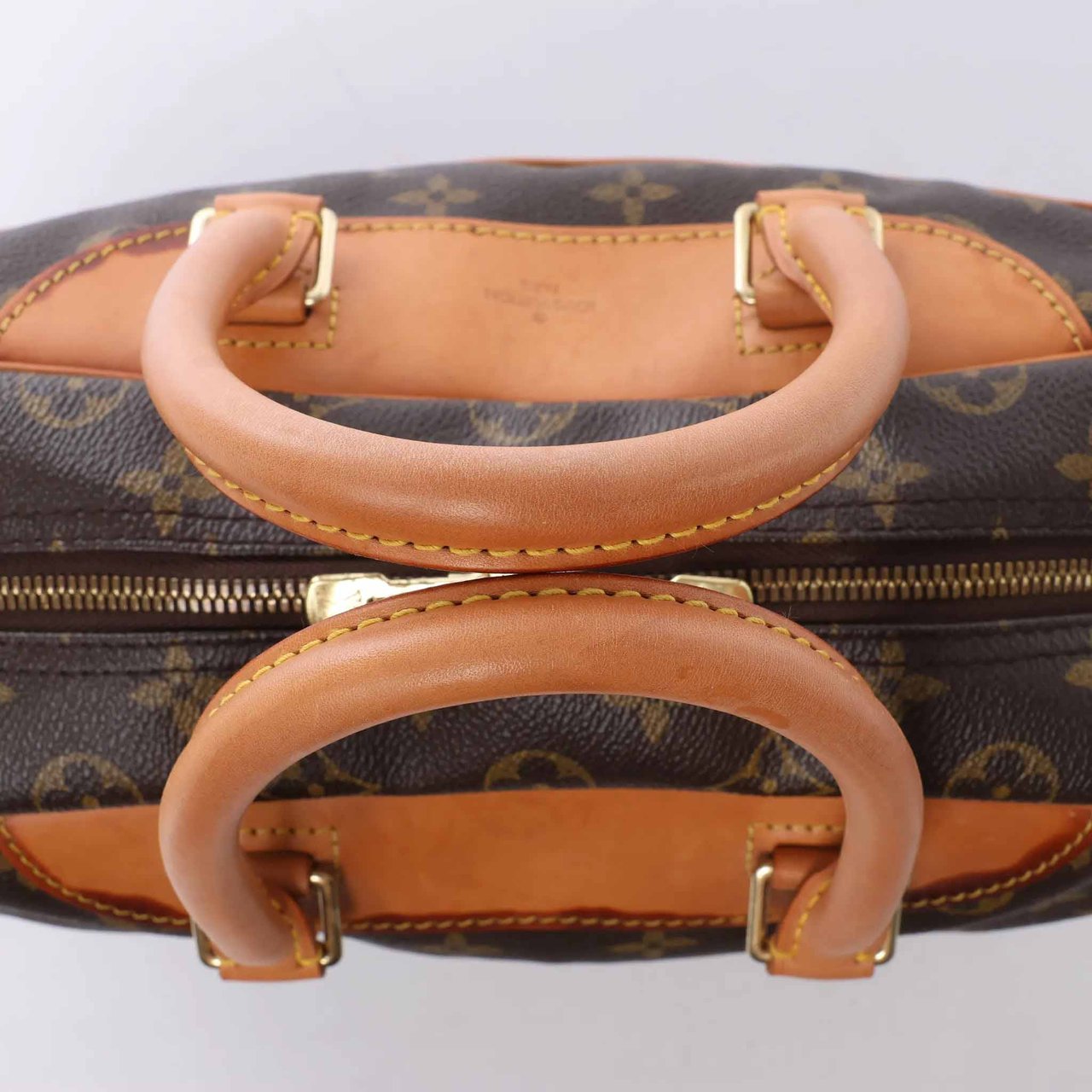 Louis Vuitton Deauville Monogram Canvas Handbag in Brown M47270 Bruin