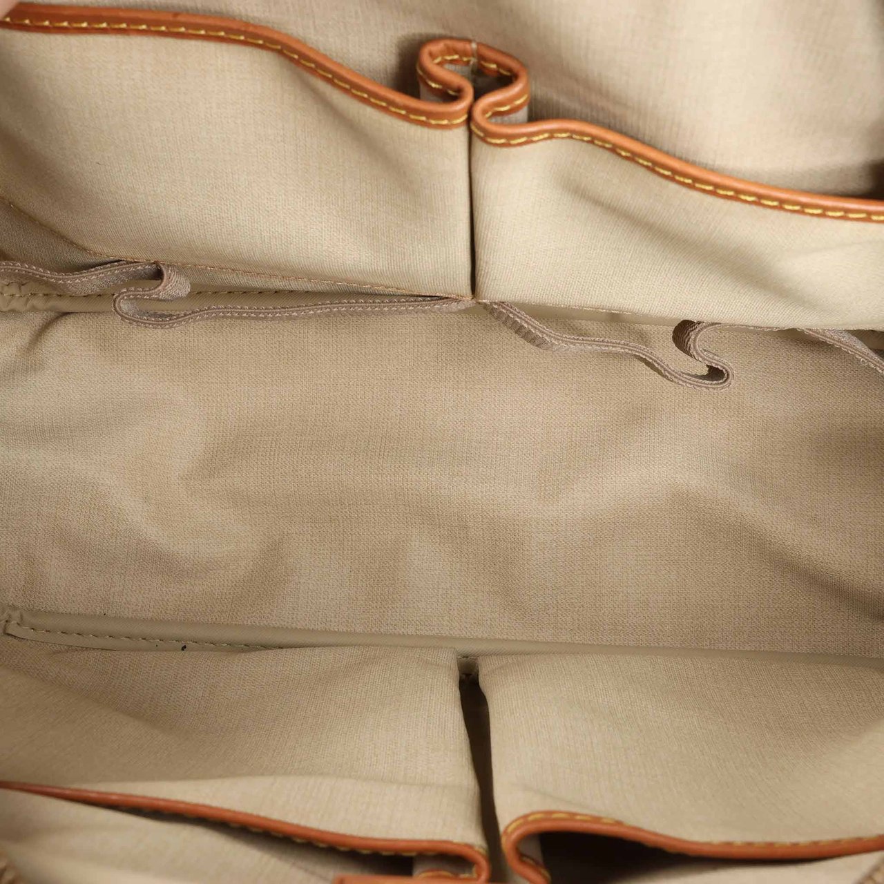 Louis Vuitton Deauville Monogram Canvas Handbag in Brown M47270 Bruin