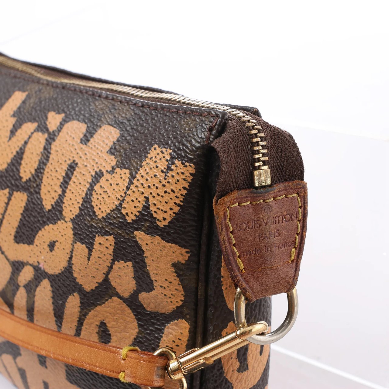 Louis Vuitton Pochette Accessoire Monogram Graffiti Handbag in Brown M92193 Bruin
