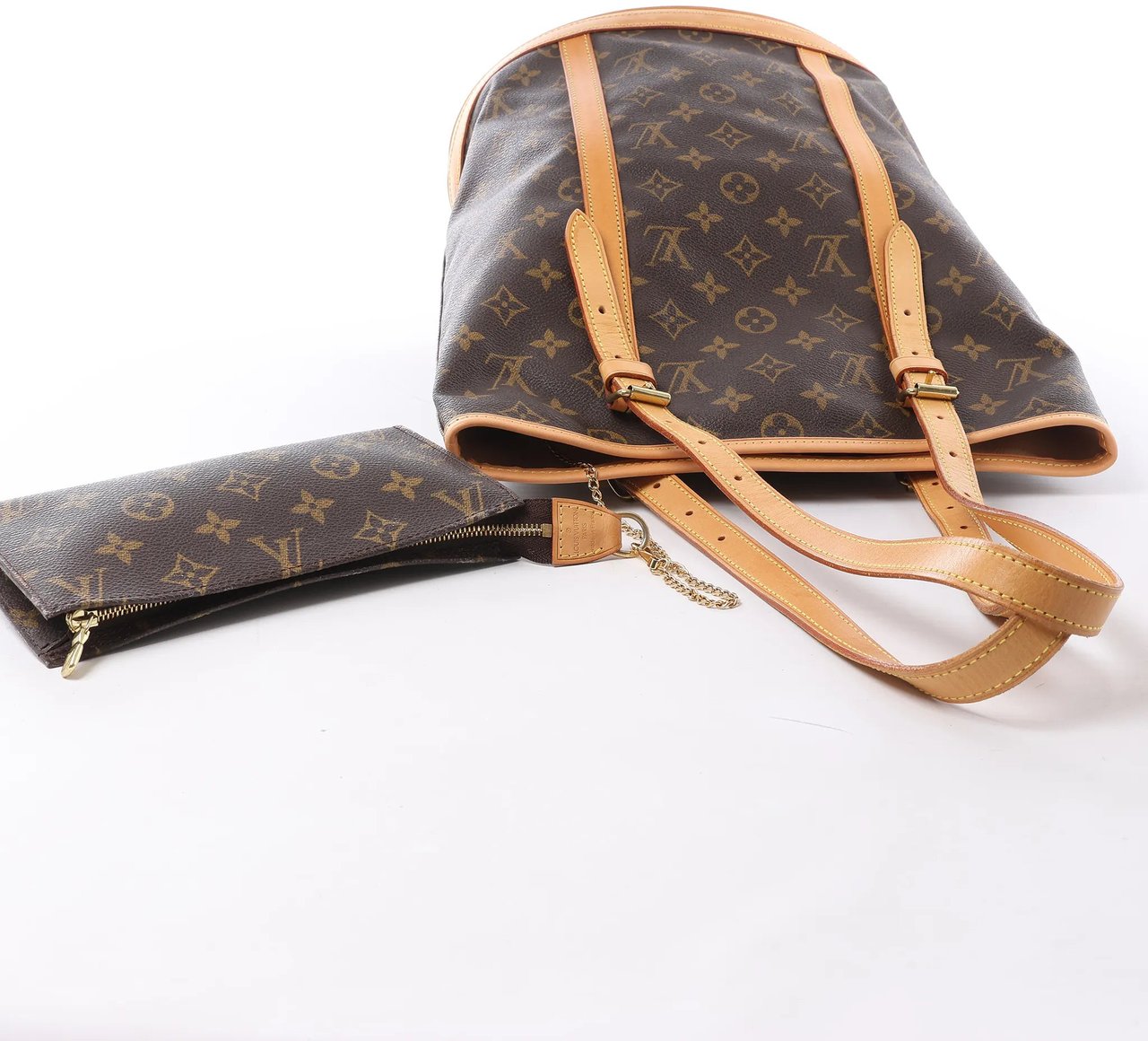 Louis Vuitton Bucket GM Monogram Canvas Shoulder Bag in Brown M42236 Bruin