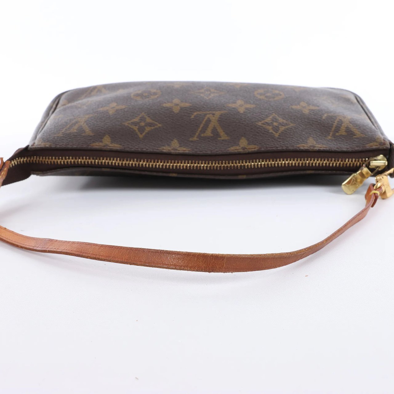 Louis Vuitton Pochette Accessoir Monogram Canvas Handbag in Brown M51980 Bruin