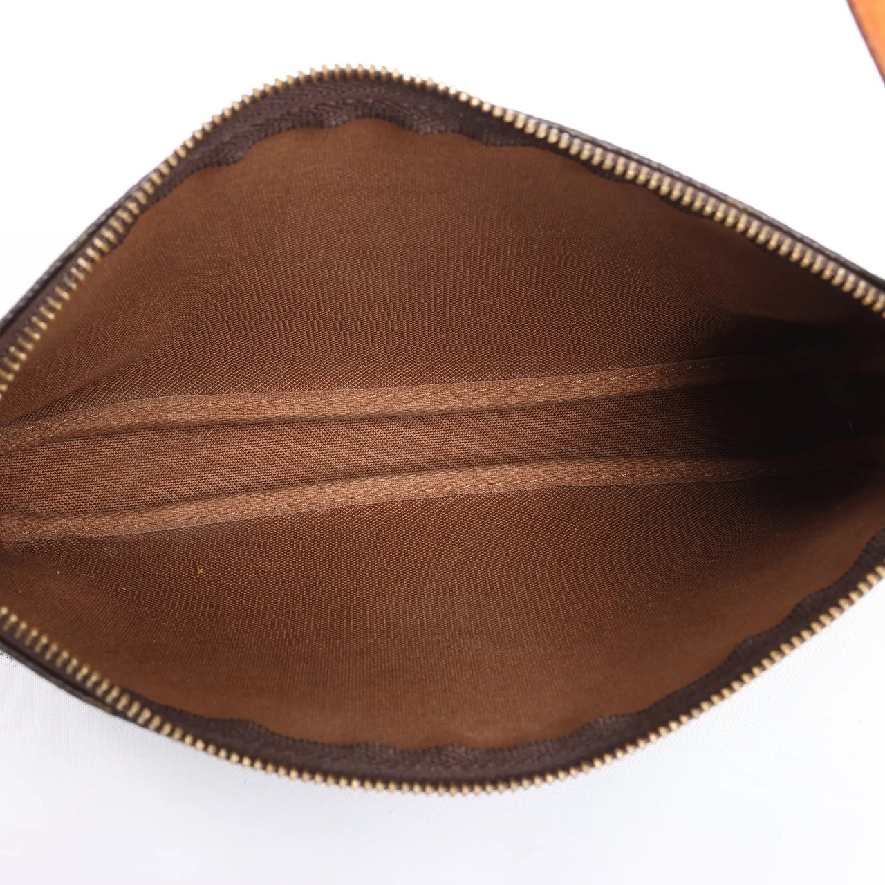 Louis Vuitton Pochette Accessoir Monogram Canvas Handbag in Brown M51980 Bruin