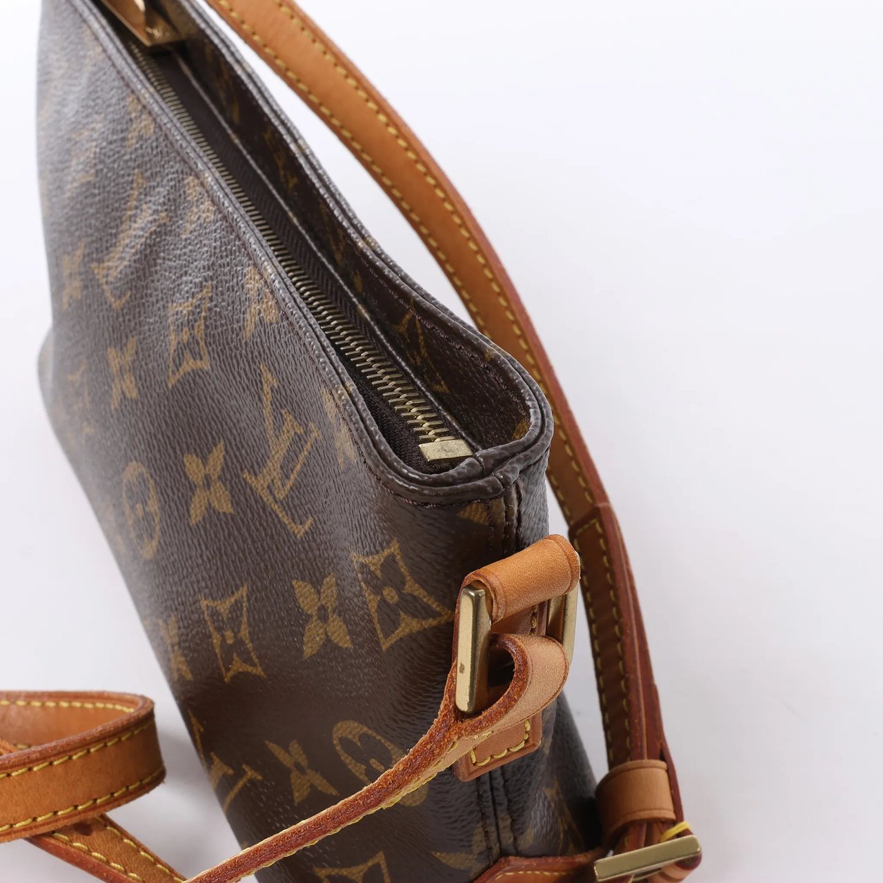 Louis Vuitton Trotteur Monogram Canvas Crossbody Bag in Brown M51240 Bruin