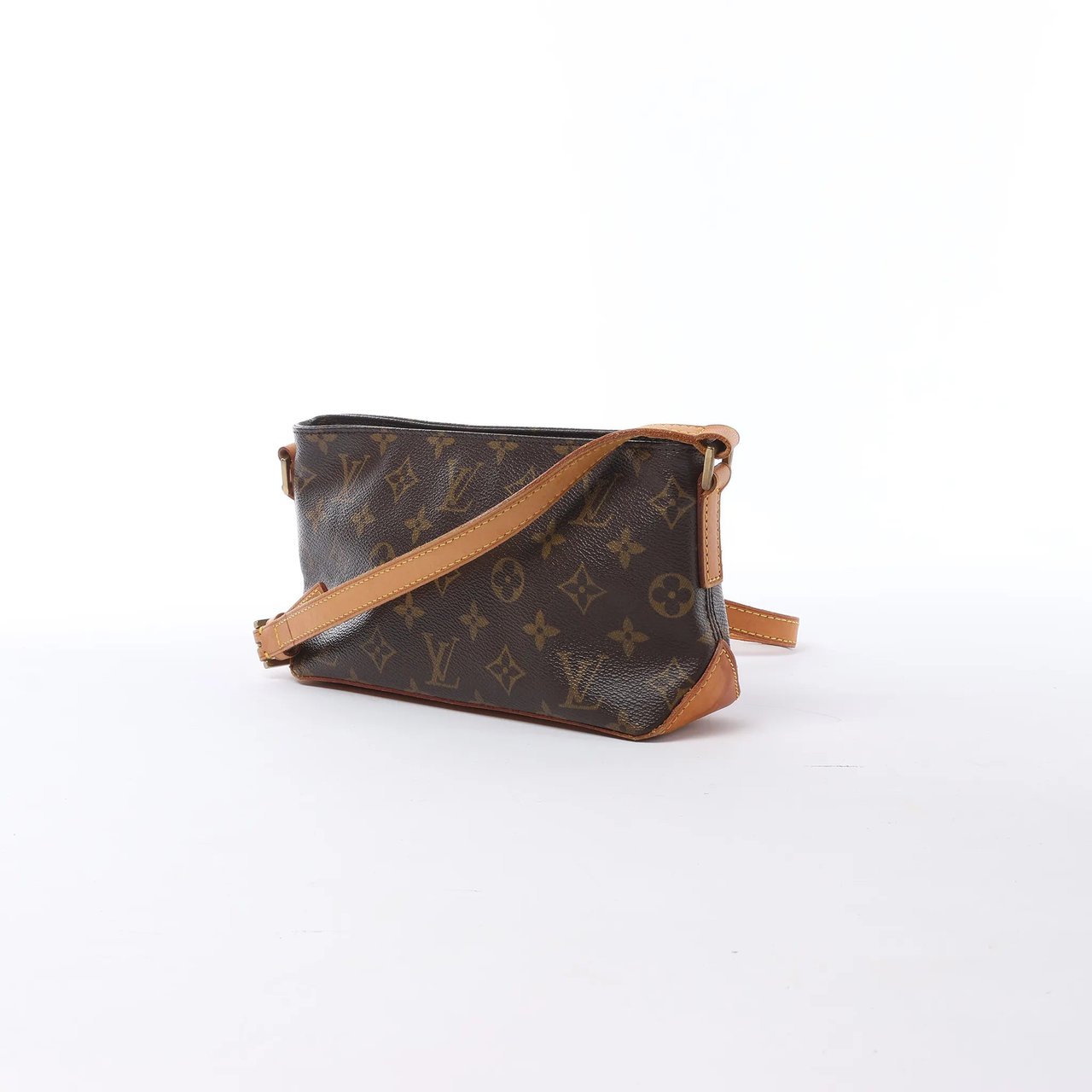 Louis Vuitton Trotteur Monogram Canvas Crossbody Bag in Brown M51240 Bruin