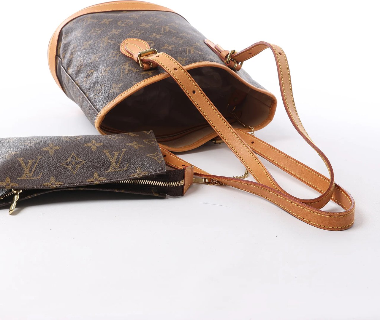 Louis Vuitton Bucket PM Monogram Canvas Shoulder Bag in Brown M42238 Bruin