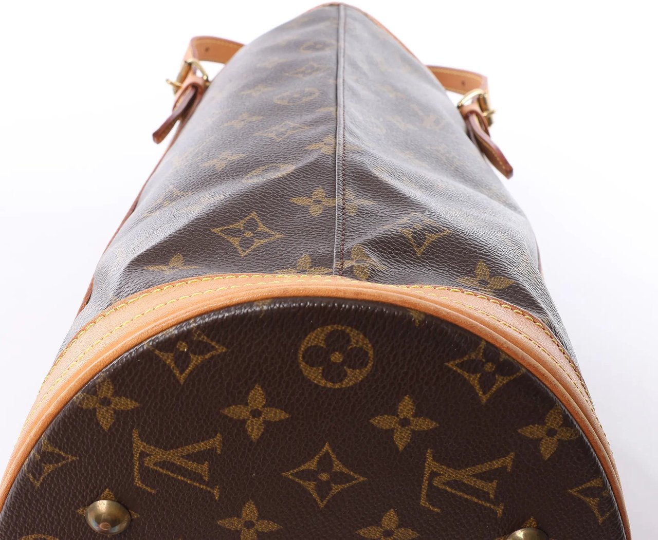 Louis Vuitton Bucket GM Monogram Canvas Shoulder Bag in Brown M42236 Bruin