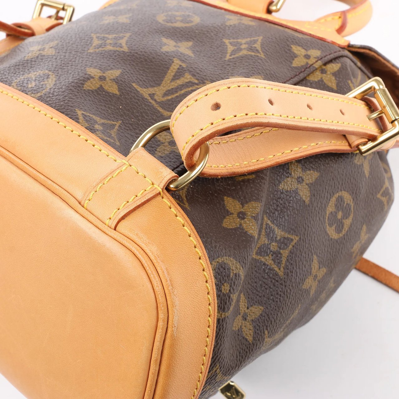 Louis Vuitton Monogram Canvas Montsouris Vintage Mini Backpack M51137 Bruin