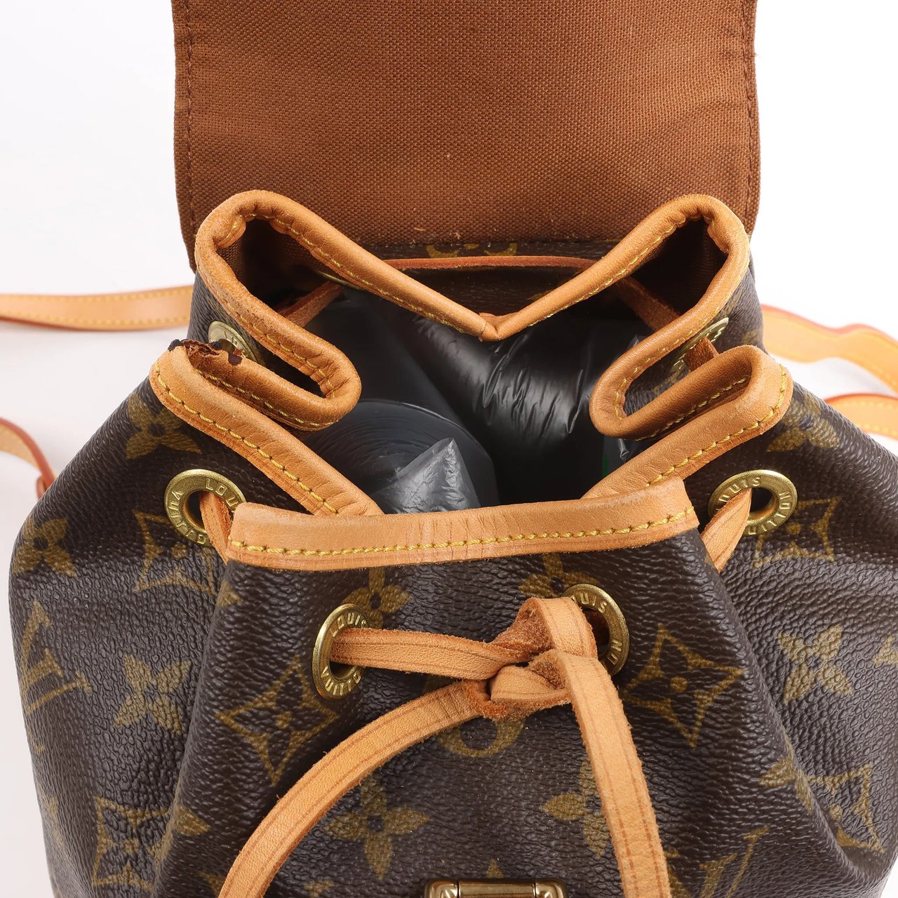 Louis Vuitton Monogram Canvas Montsouris Vintage Mini Backpack M51137 Bruin