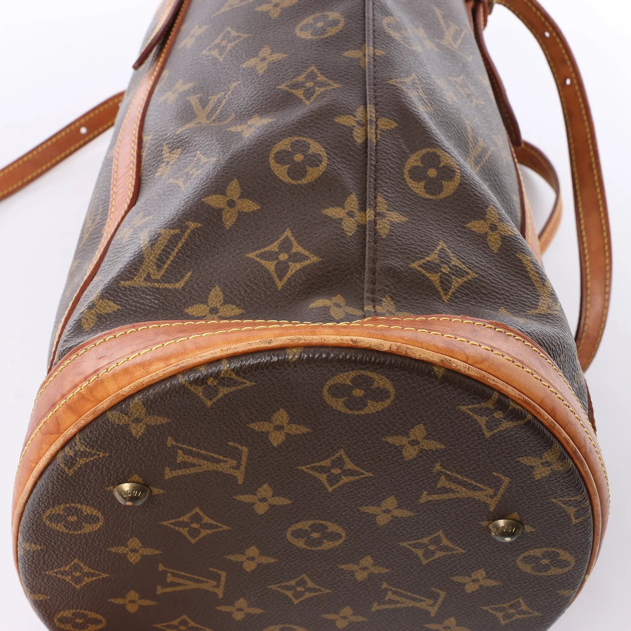 Louis Vuitton Bucket GM Monogram Canvas Shoulder Bag in Brown M42236 Bruin