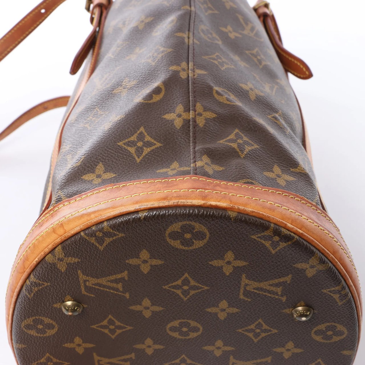Louis Vuitton Bucket GM Monogram Canvas Shoulder Bag in Brown M42236 Bruin