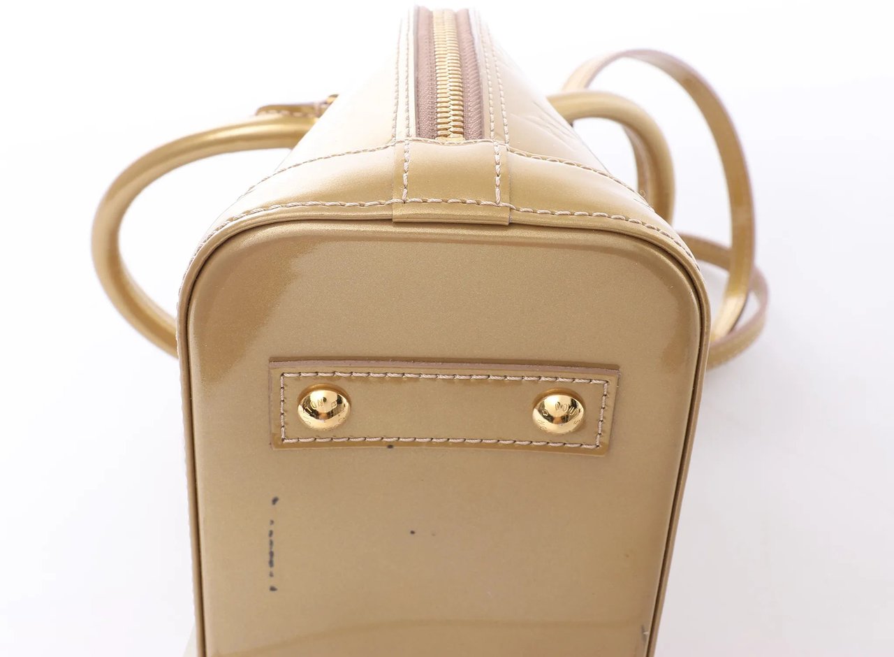 Louis Vuitton Alma BB Monogram Vernis 2Way Handbag in Gold M91677 Goud