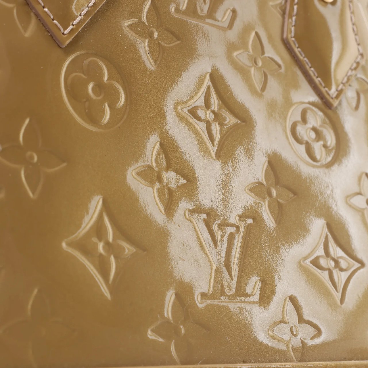 Louis Vuitton Alma BB Monogram Vernis 2Way Handbag in Gold M91677 Goud