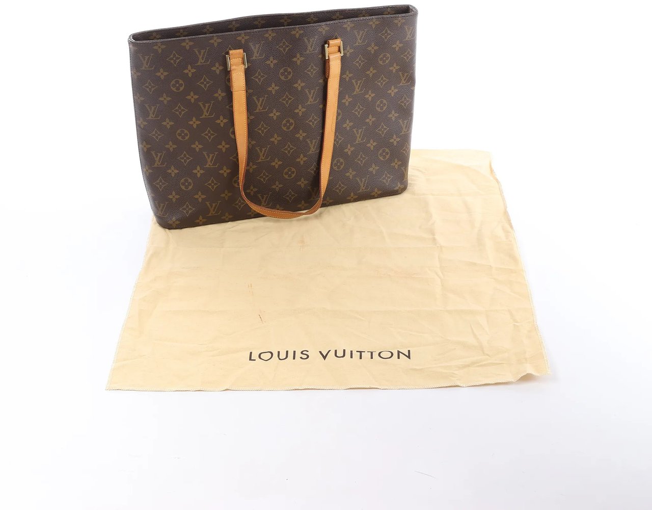 Louis Vuitton Luco Monogram Canvas Shoulder Bag in Brown M51155 Bruin
