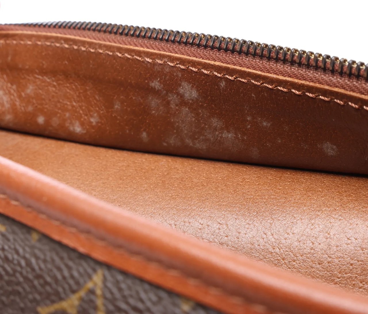 Louis Vuitton Weekend PM Monogram Canvas Handbag in Brown M42425 Bruin