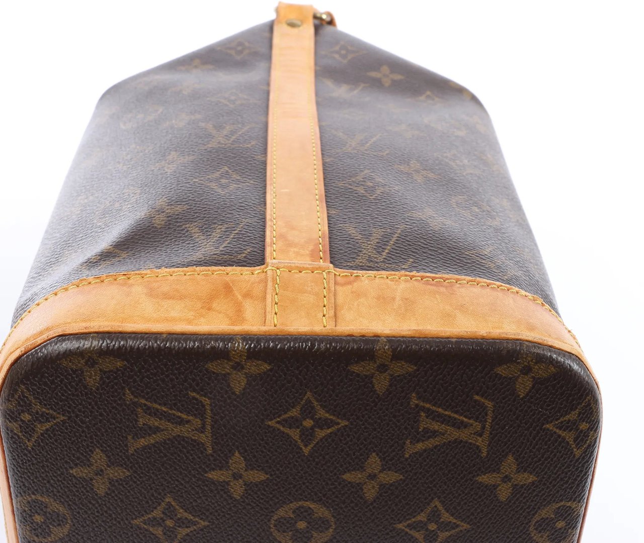 Louis Vuitton Amfar Vanity Three Monogram Canvas Shoulder Bag in Brown M47275 Bruin