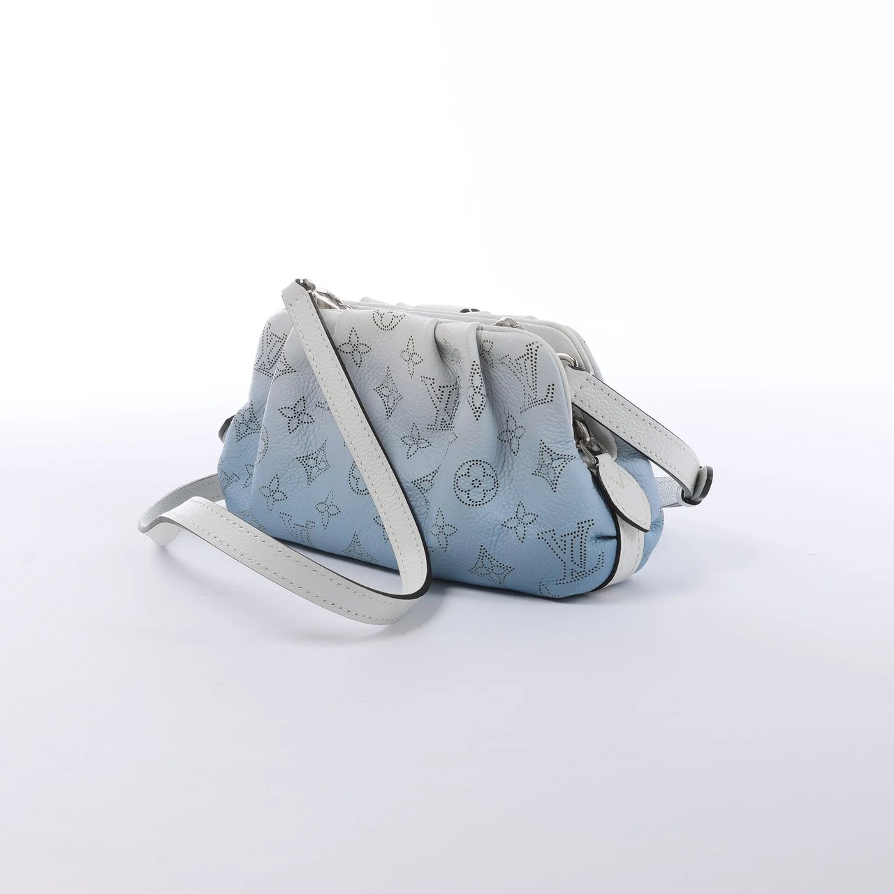 Louis Vuitton Scala Mini Mahina Leather Crossbody Bag in White x Blue M80497 Blauw