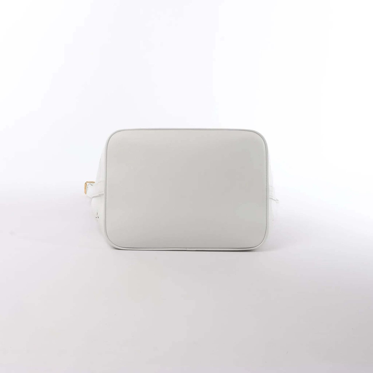 Louis Vuitton Petit Noe NM Monogram Cutout Shoulder Bag in White M20740 Wit