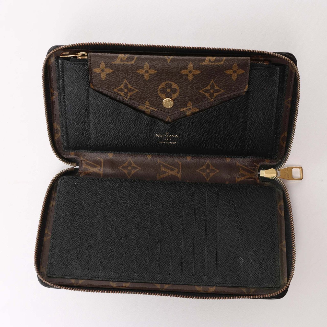 Louis Vuitton Macassar Daily Organizer Monogram Wallet Brown x Black M60679 Bruin