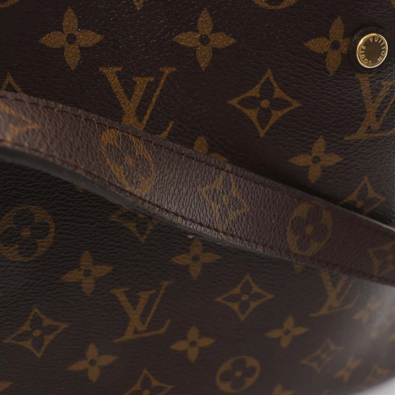 Louis Vuitton Montaigne MM Monogram Canvas 2Way Handbag in Brown M41056 Bruin