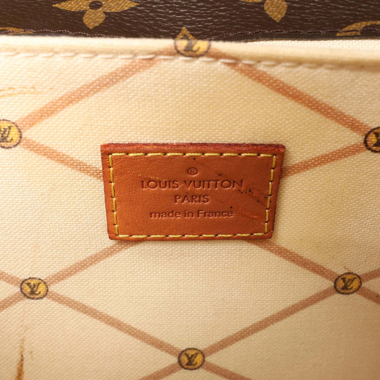 Louis Vuitton Metis Summer Trunk Pochette Monogram Crossbody Bag in Brown M43628 Bruin