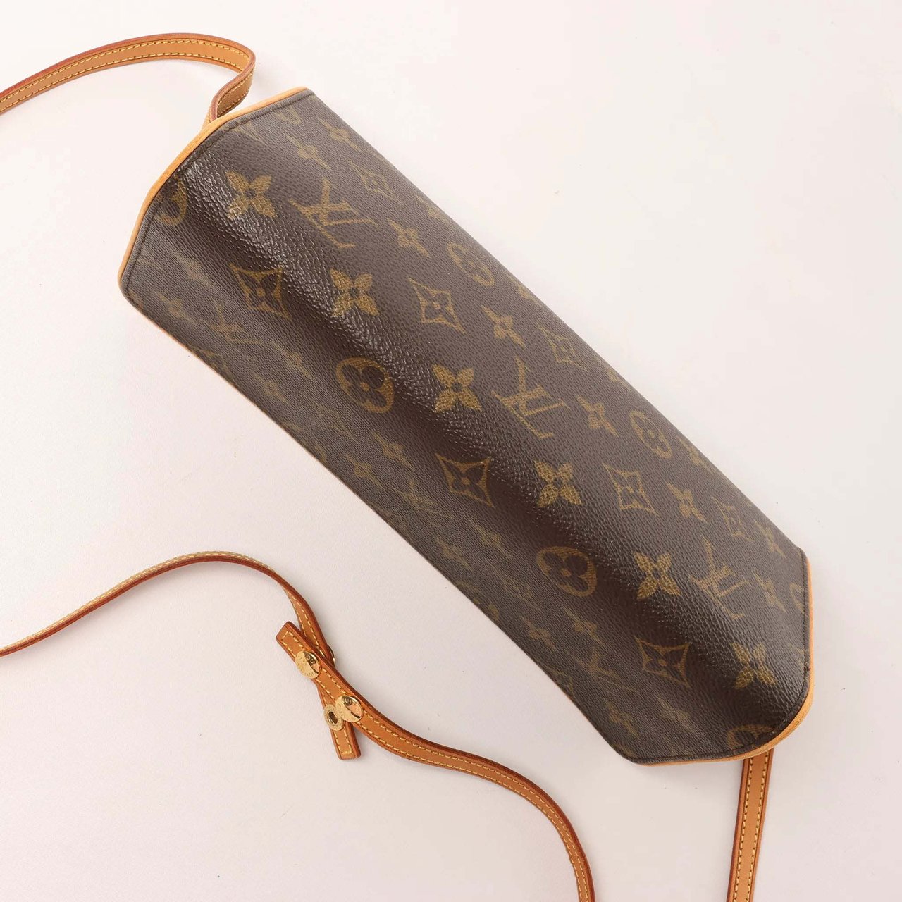 Louis Vuitton Pochette Twin GM Monogram Canvas Crossbody Bag in Brown M51852 Bruin